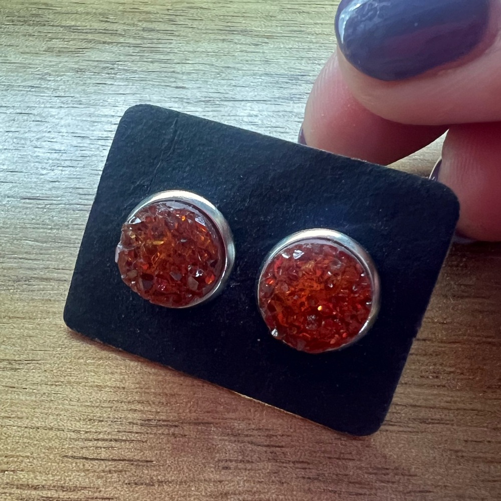 stud earrings